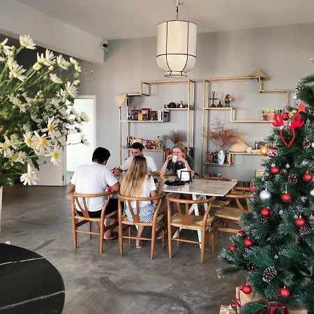 The Dorm Saigon (Adults Only) Pansiyon Ho Şi Min Dış mekan fotoğraf