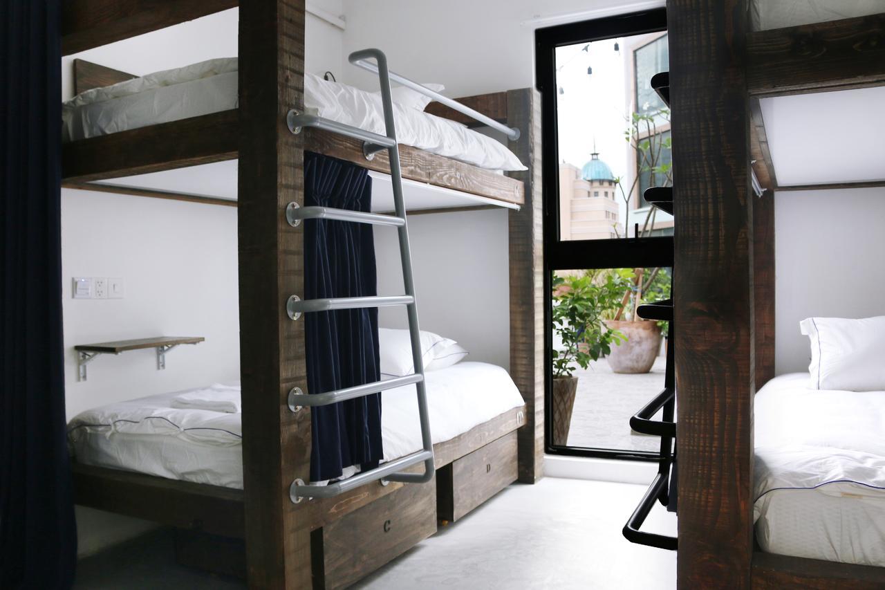 The Dorm Saigon (Adults Only) Pansiyon Ho Şi Min Dış mekan fotoğraf