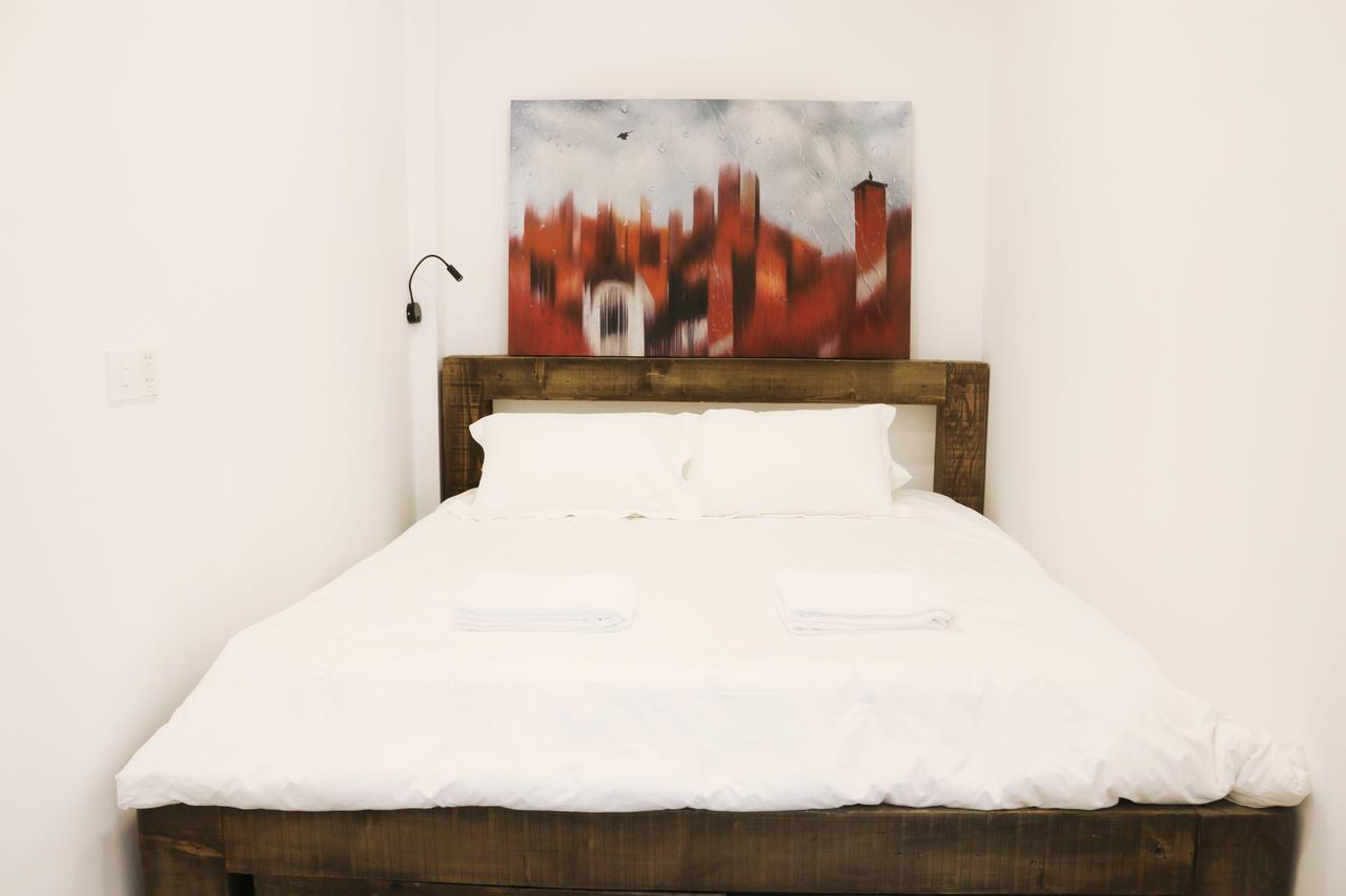The Dorm Saigon (Adults Only) Pansiyon Ho Şi Min Dış mekan fotoğraf