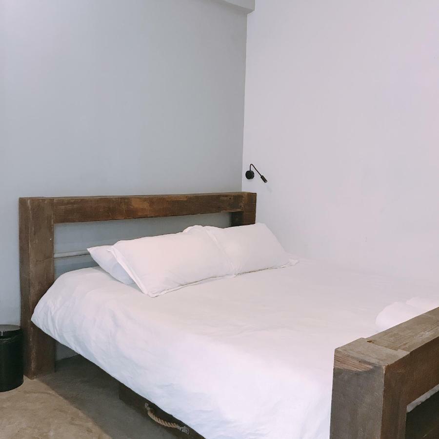 The Dorm Saigon (Adults Only) Pansiyon Ho Şi Min Dış mekan fotoğraf