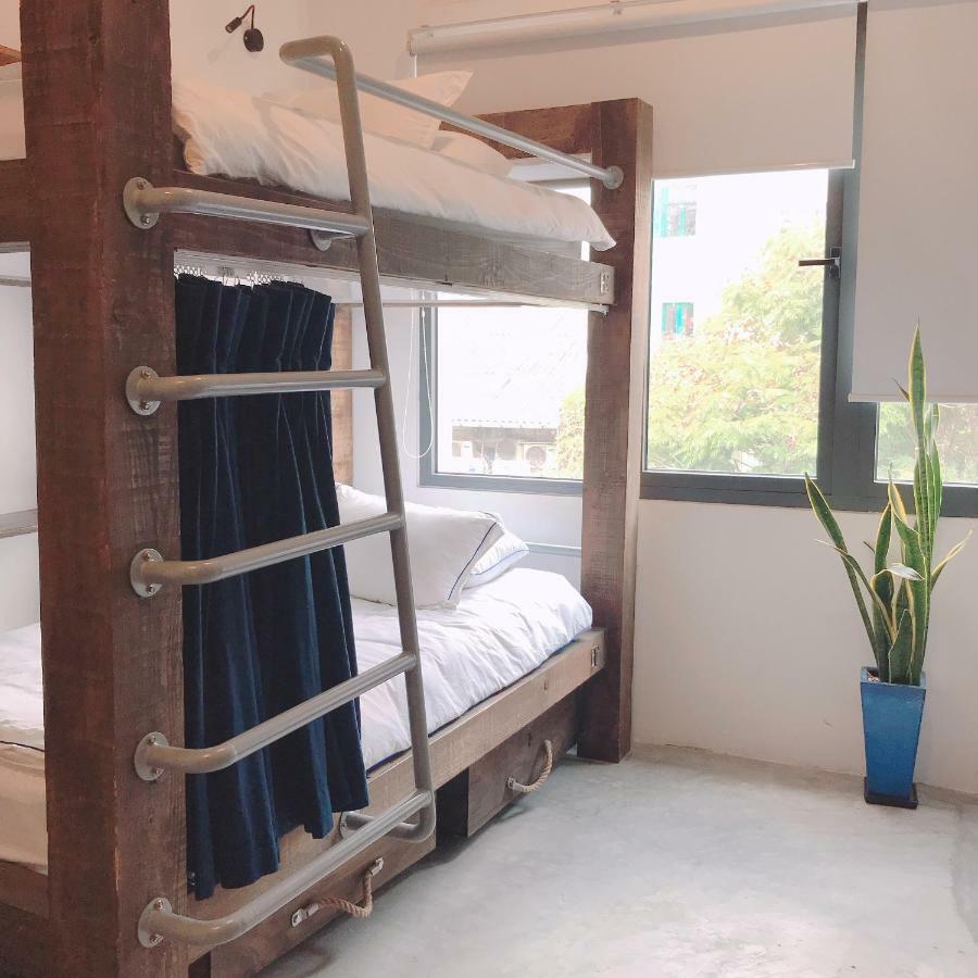 The Dorm Saigon (Adults Only) Pansiyon Ho Şi Min Dış mekan fotoğraf